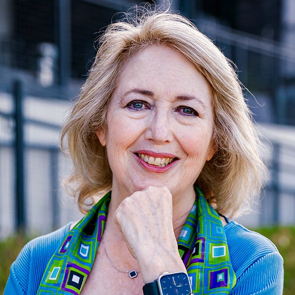 sharon-lowe